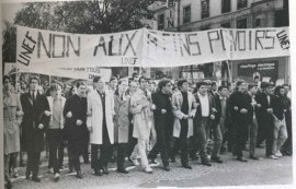 Manifestation du 17 Mai 1967, A gauche Max Weber et Alain Krivine Photo E.Kagan